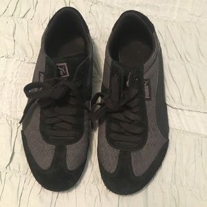 Black/Grey Puma Sneakers